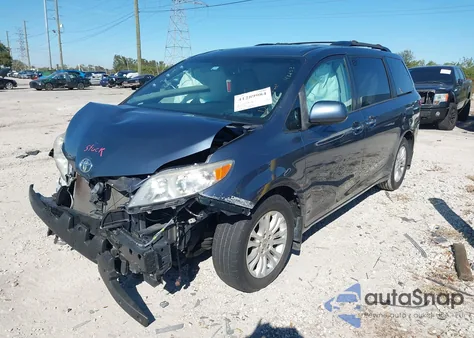 2017 Toyota Sienna Xle 8 Passenger from USA, damaged, VIN 5TDYZ3DC5HS848253